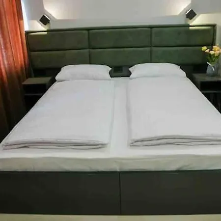 Апарт-Отель Nine Rooms Yerevan Exterior photo
